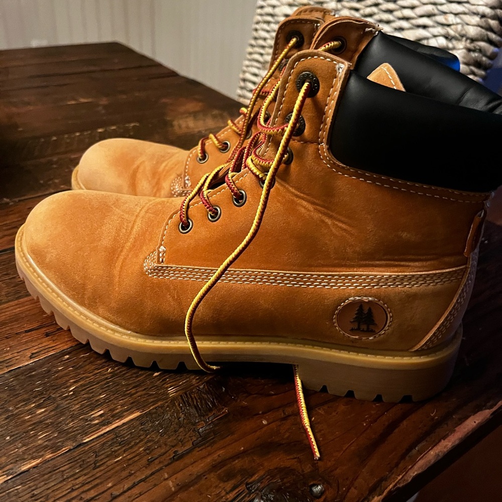 Tan Leather Boots with Black Collar